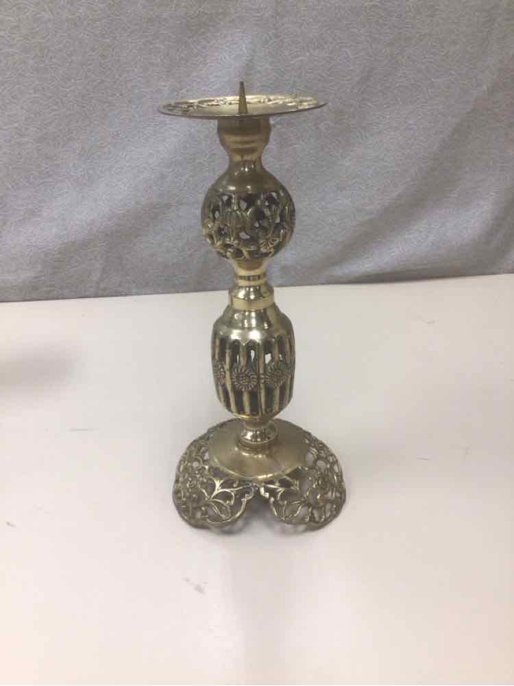 VINTAGE BRASS CANDLE HOLDER