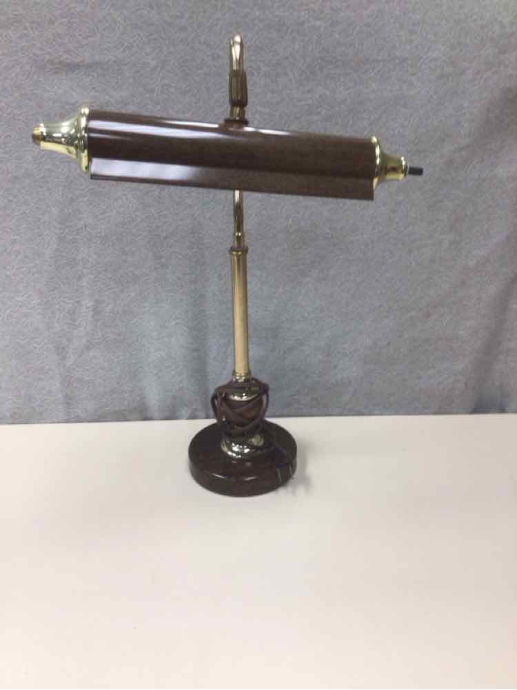 VINTAGE BROWN GOLD DESK LAMP