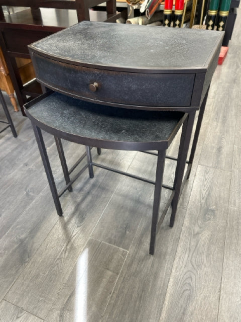 "WOODROW" METAL NESTING TABLES