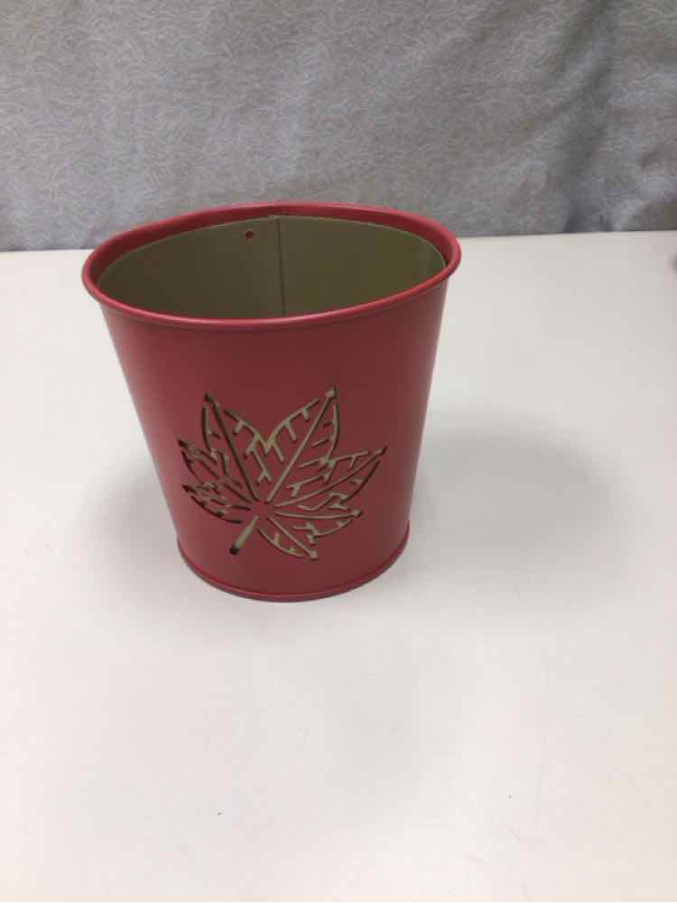 SMALL FALL THEME BUCKET
