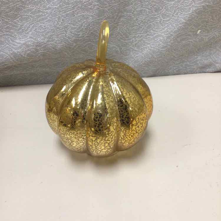 SMALL GOLD LIGHT-UP PUMPKIN