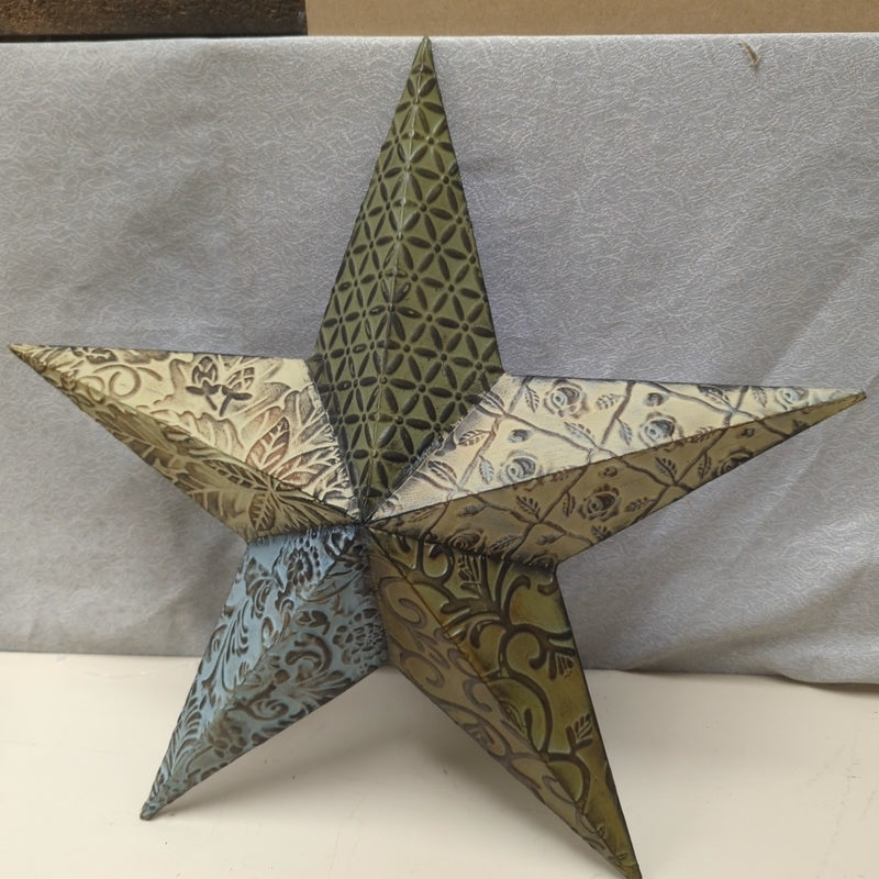 MULTITONE METAL HANGING STAR