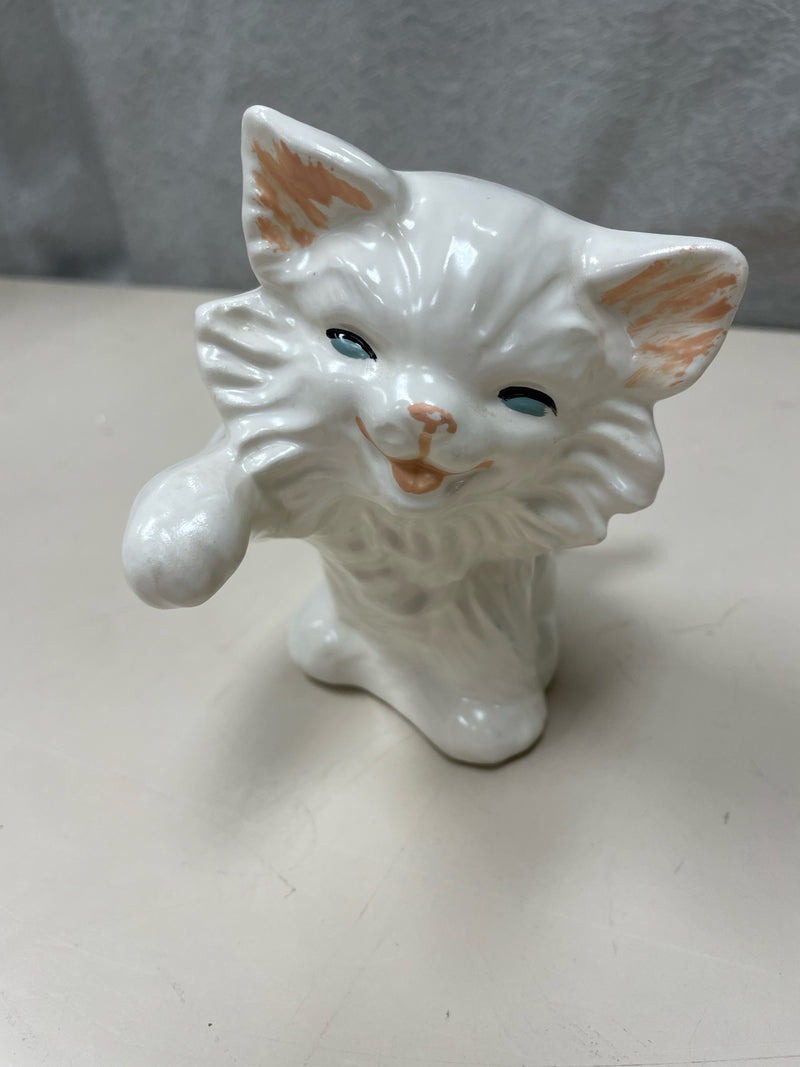 WHITE CAT CERAMIC FIGURINE