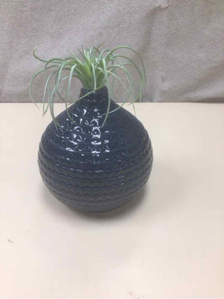 CERAMIC FLOWER VASE WITH INSERT