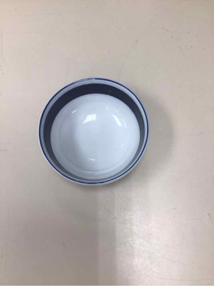 WHITE W/BLUEBERRIES BOWL