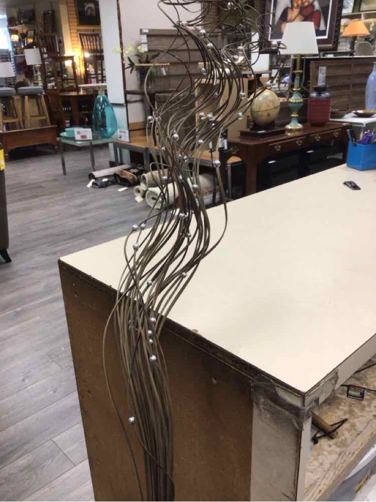 SKINNY RIVETED VASE W/FILLER