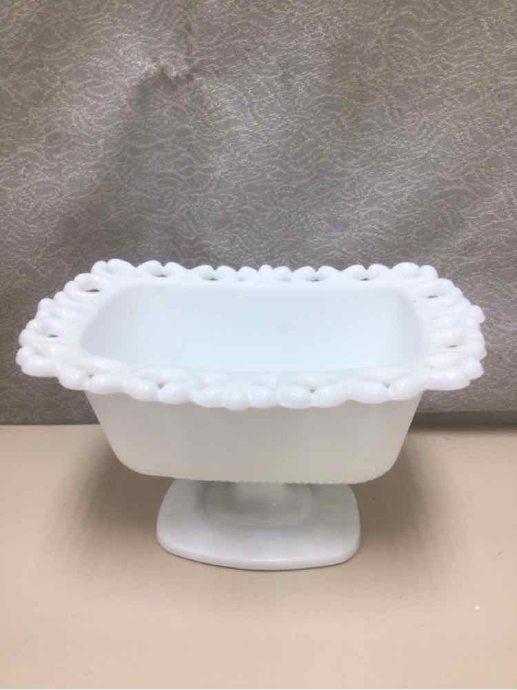 VINTAGE GLASS PEDESTAL BOWL