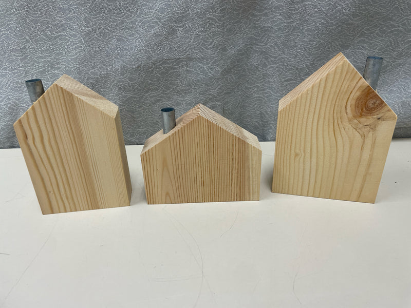 3 WOOD HOUSES
