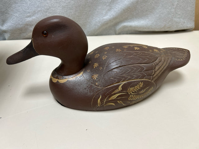 BROWN CARVED DUCK DECOY