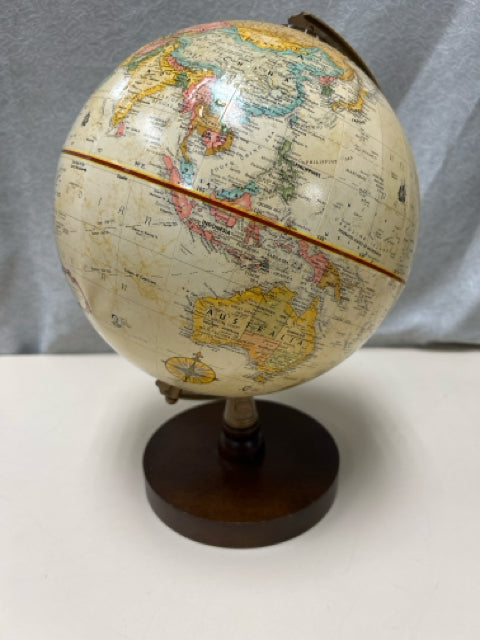 GLOBE ON WOOD STAND