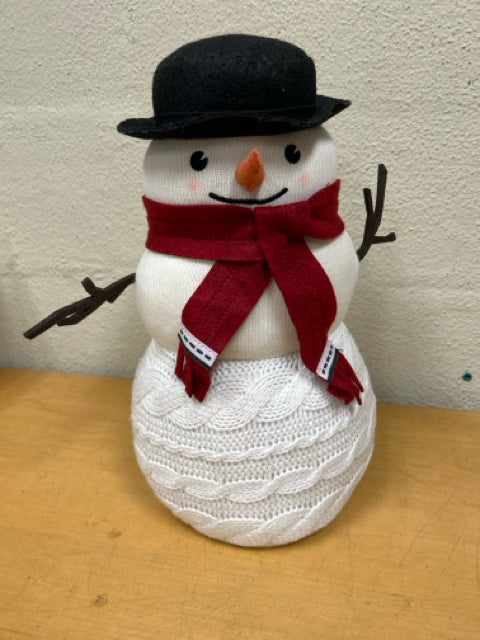 STUFFED SNOWMAN