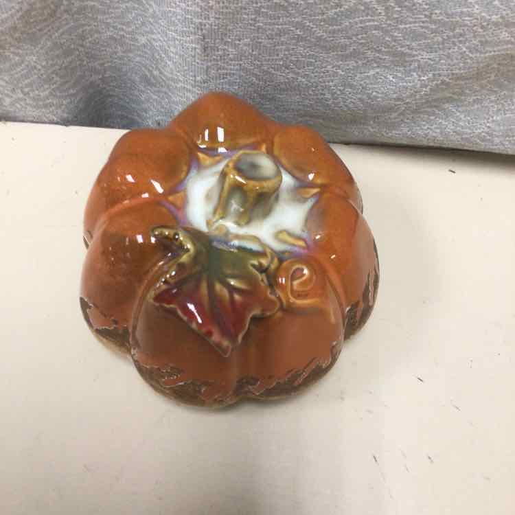 CERAMIC ORANGE/LIGHT BROWN PUMPKIN
