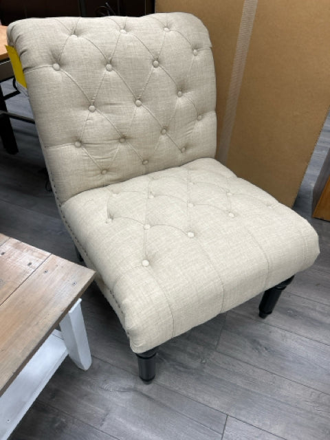 CREAM BOLSTERED CHAIR