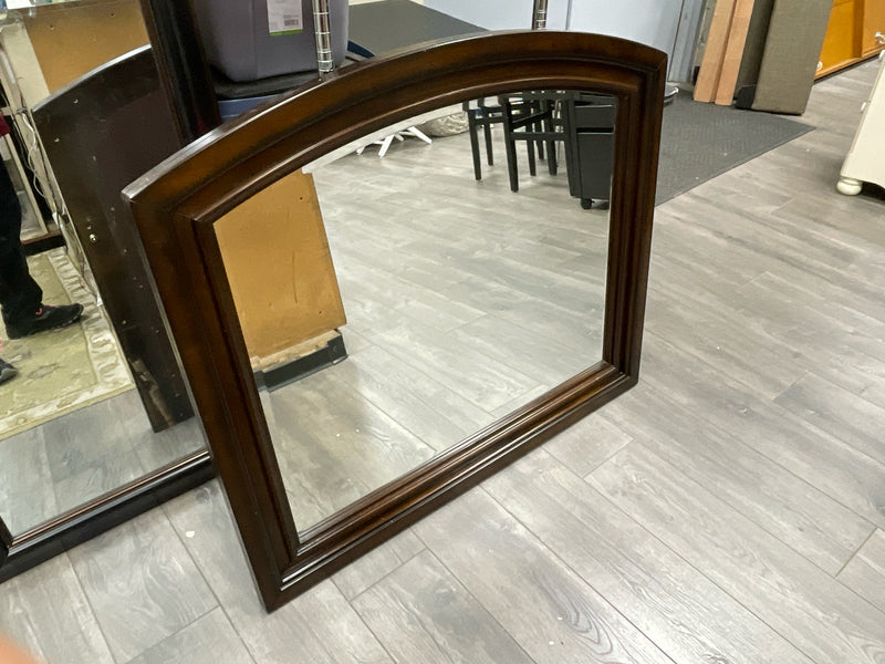 BROWN FRAME ARCH MIRROR