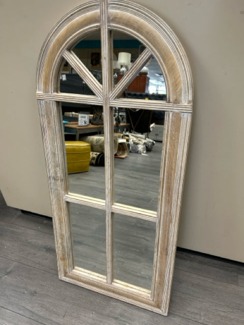 CREAM ARCH LATTICE HANGING MIRROR