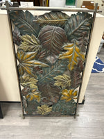 GREEN METAL LEAF HANGING
