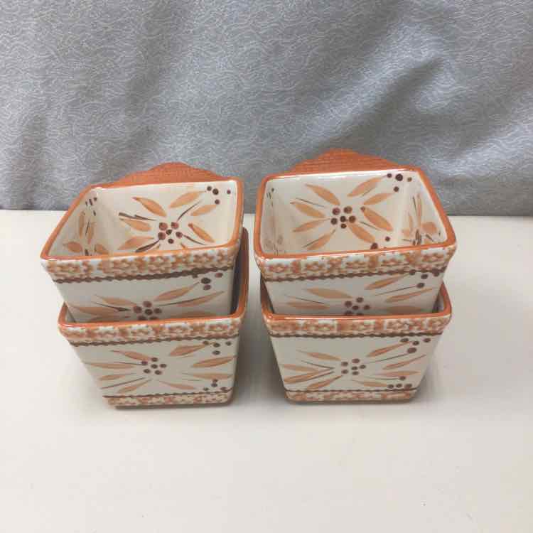 4 ORANGE/BROWN RAMEKINS