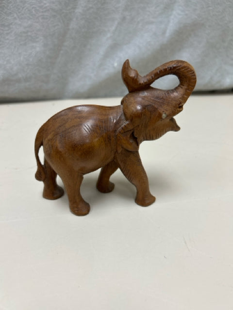 BROWN WOOD ELEPHANT STATUE