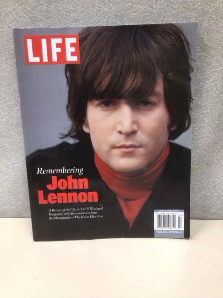 "JOHN LENNON" MAGAZINE