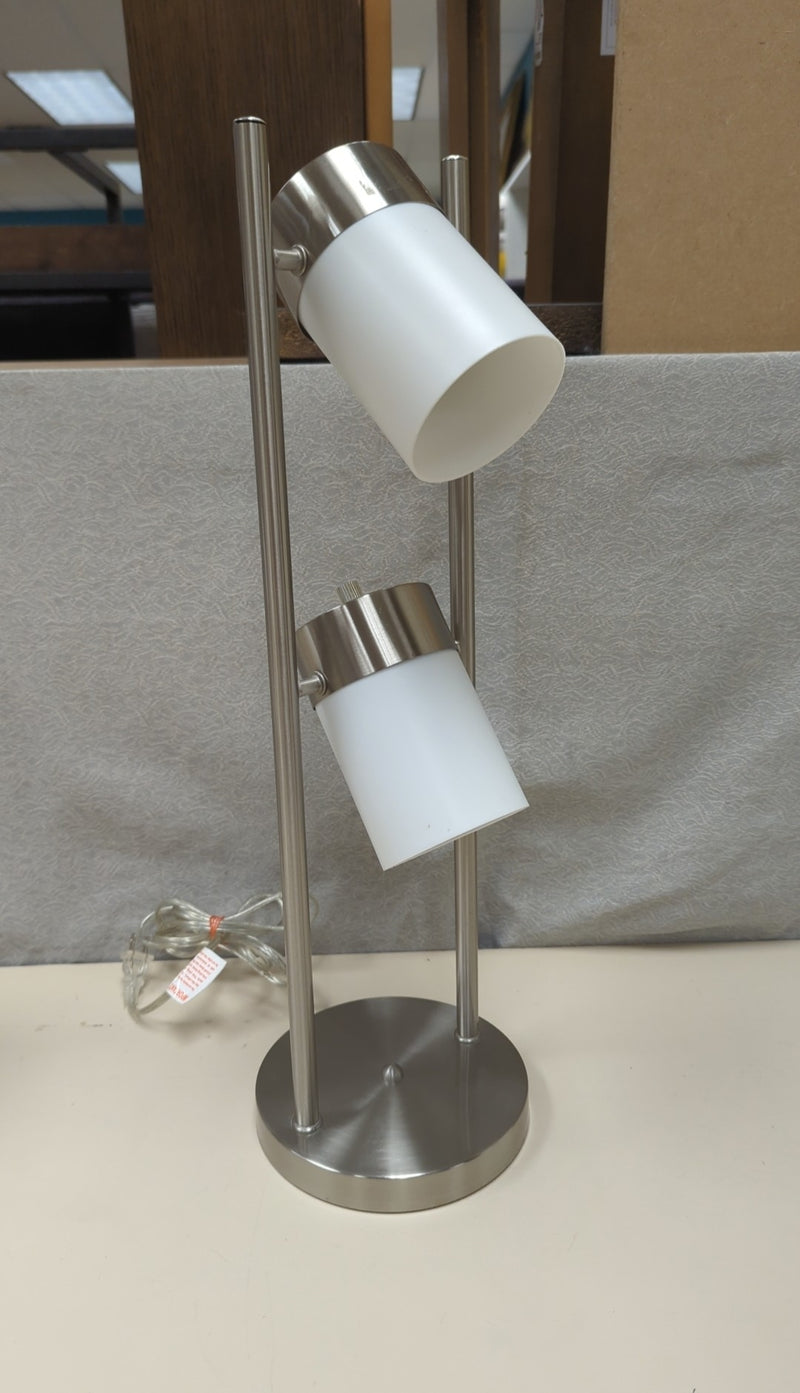 2 BULB SILVER/WHITE LAMP