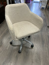 WHITE FUZZY OFFICE CHAIR