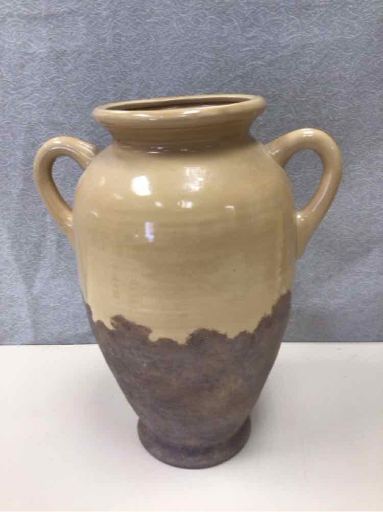 TAN/BROWN LARGE VASE