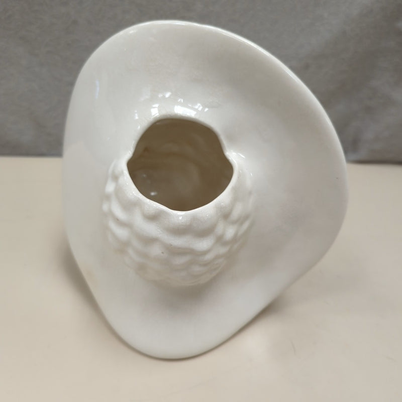 WHITE LADY FACE VASE