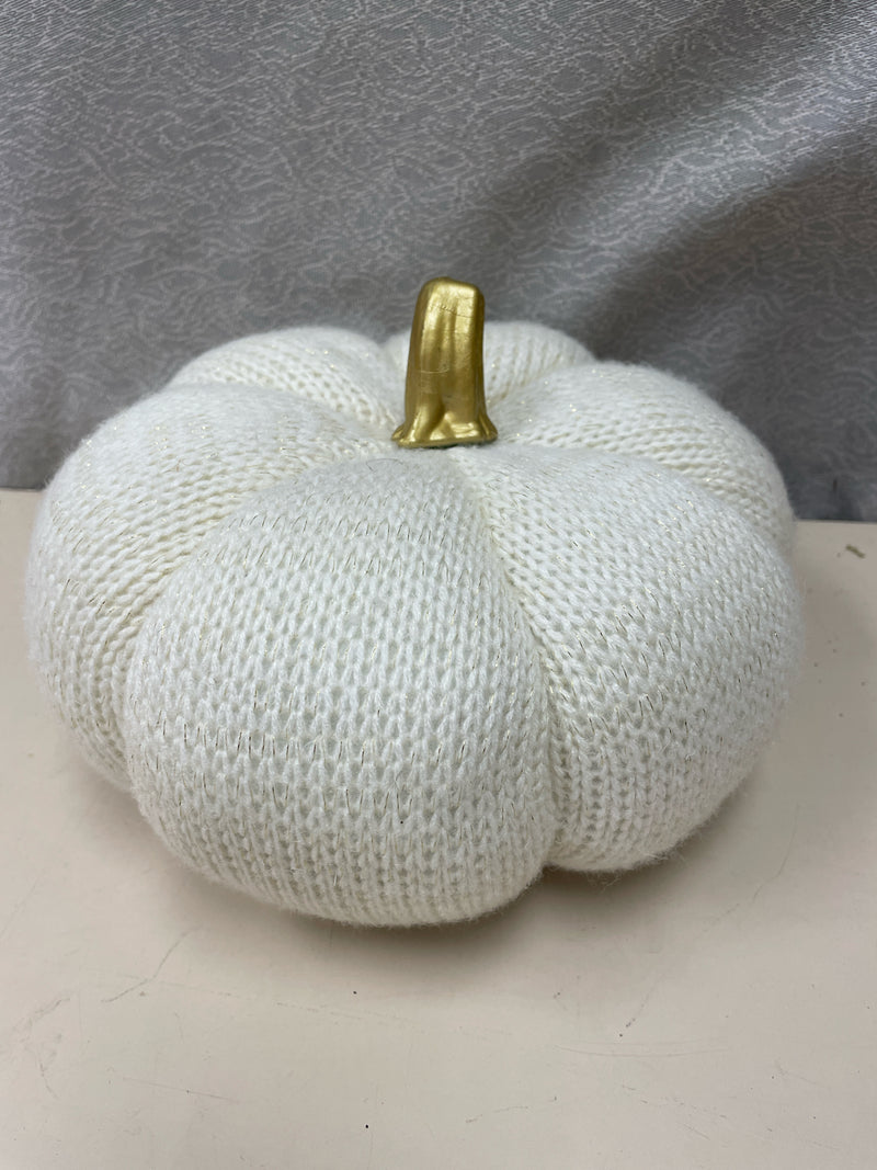 WHITE CLOTH PUMPKIN