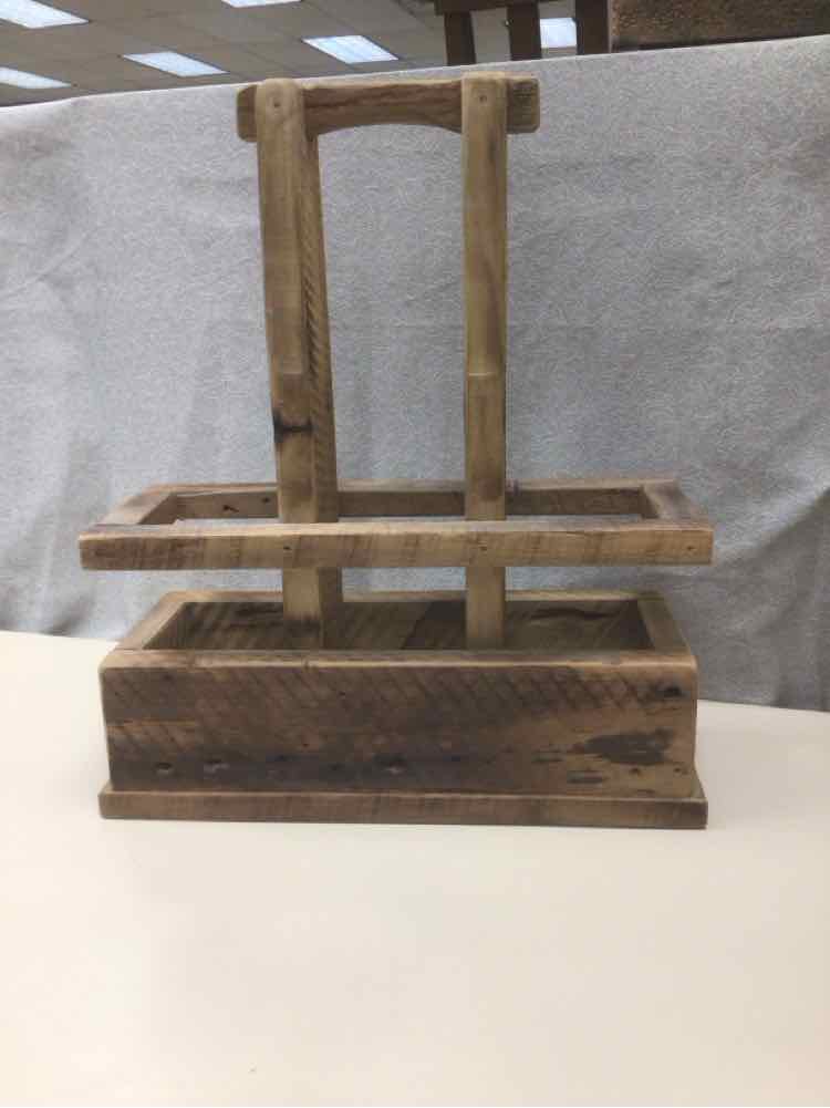 WOOD CARVED CARRIER