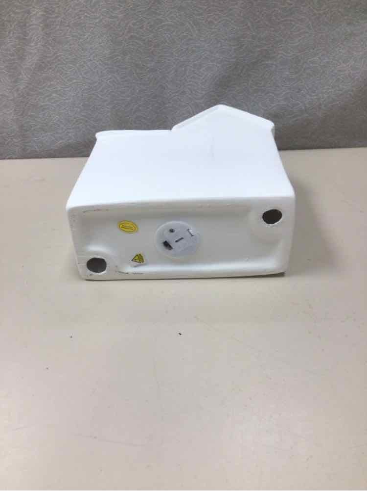 SMALL WHITE CERAMIC HOUSE TEALIGHT HOLDER