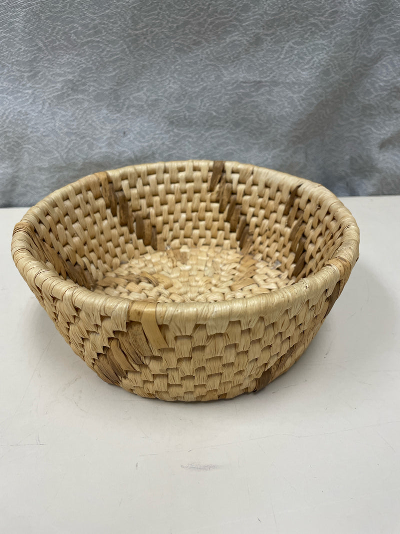 WOVEN BASKET BOWL