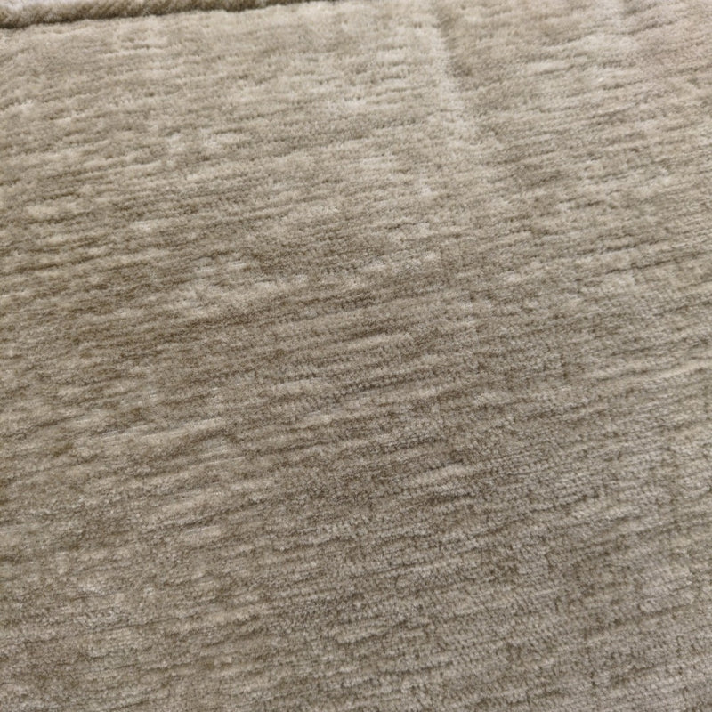 CREAM LOVESEAT W/WHEELS