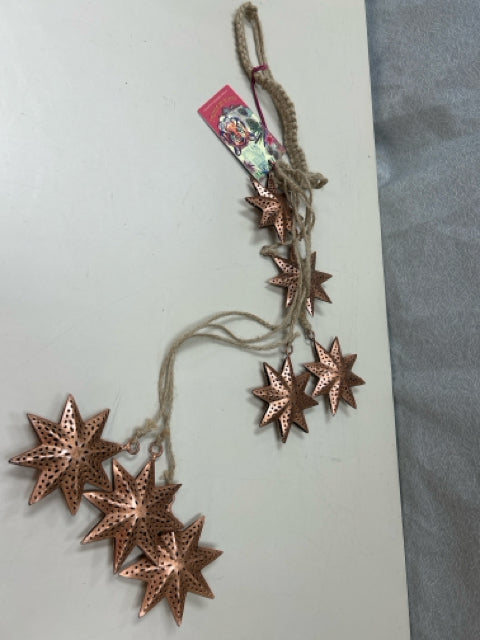 ROPE W/METAL STARS HANGING