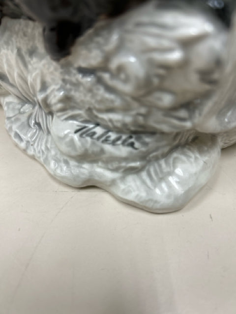 BROWN CREAM PELICAN CERAMIC