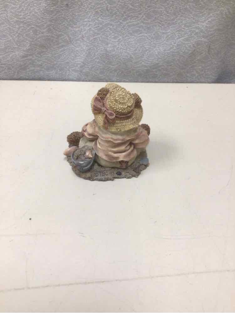 MISC SMALL BEAR FIGURE