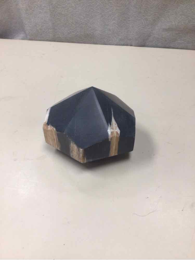 BLACK STONE GEOMETRIC