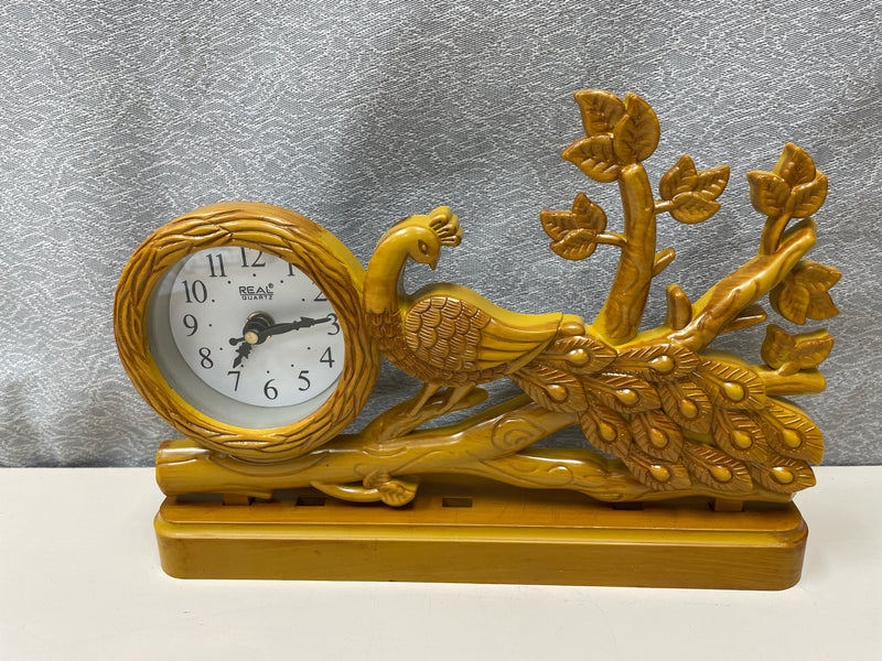 PLASTIC VINTAGE PEACOCK THEME CLOCK