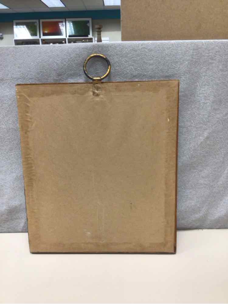 GOLD FRAME WALL MIRROR