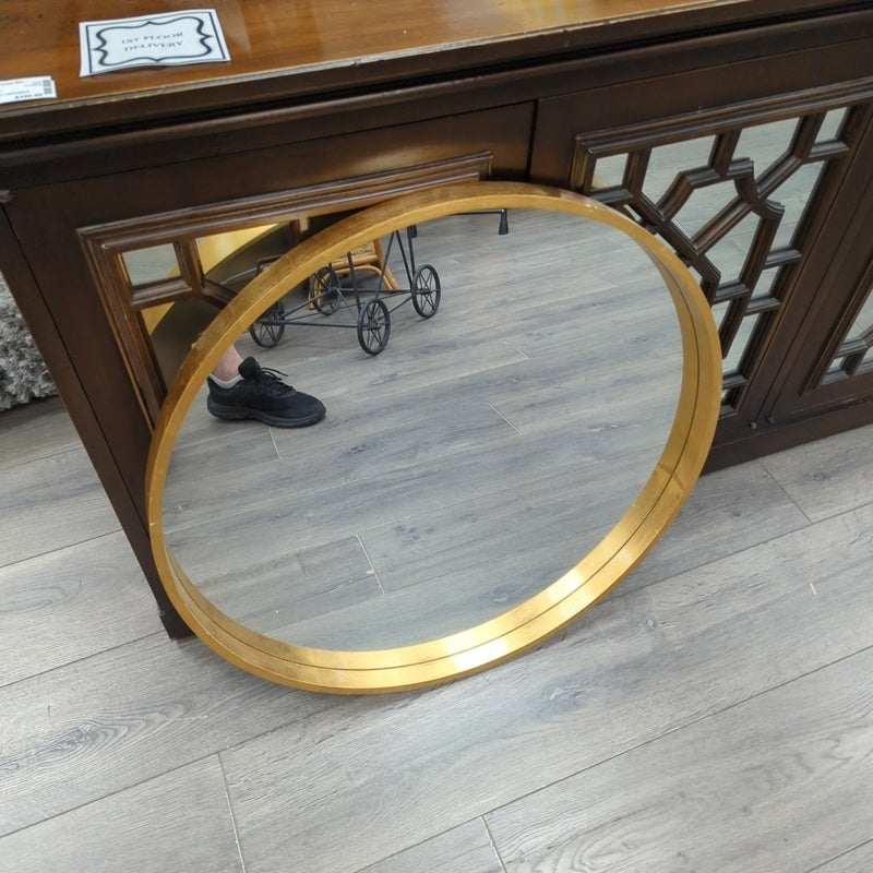 ROUND SHINY GOLD FRAME MIRROR