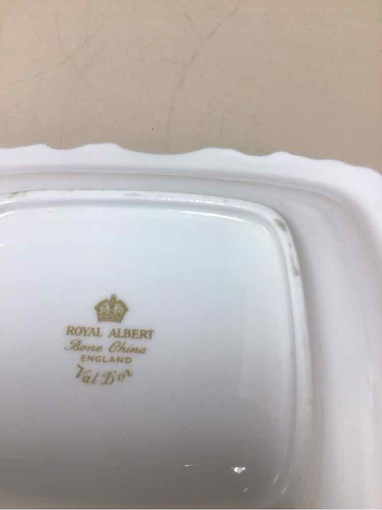 WHITE/GOLD SMALL DISH
