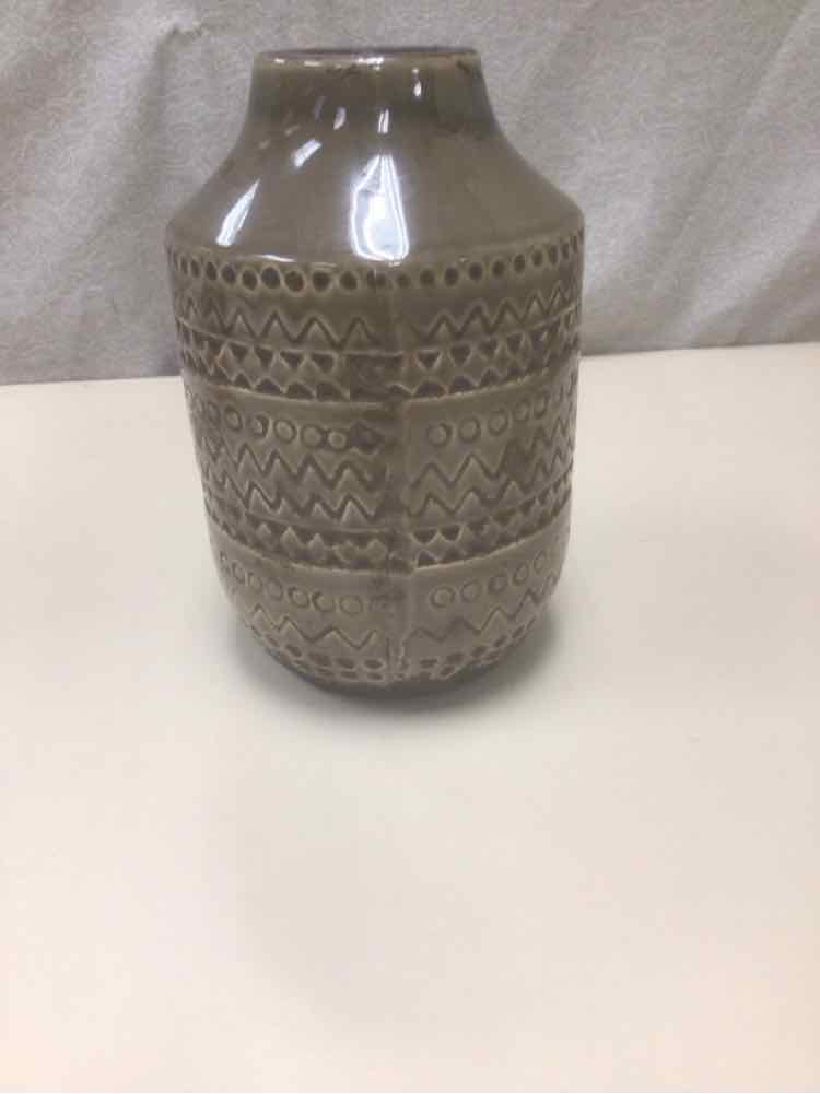 BROWN CERAMIC VASE
