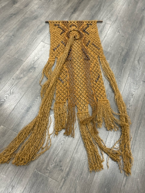 BROWN BEADED MACRAME