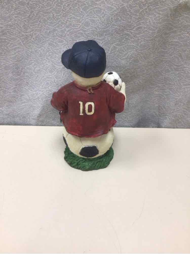 SNOWMAN WITH SOCCER STUFFED