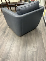 BLUE LEATHER SWIVEL CHAIR