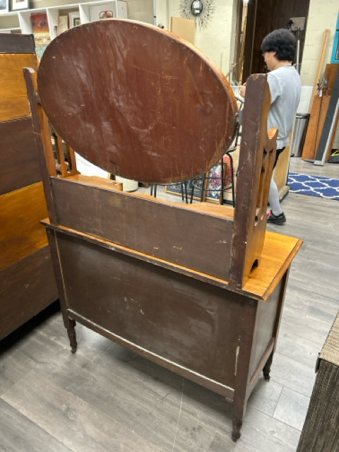 ANTIQUE 6 DRAWER DRESSER W/MIRROR