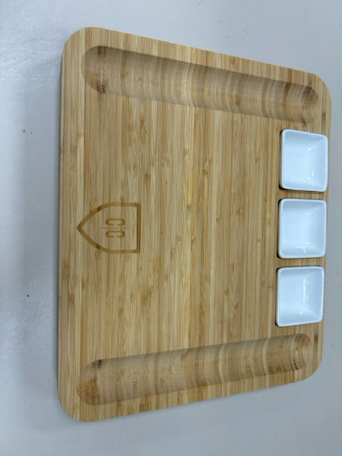 CHARCUTERIE BOARD W/COMPARTMENT