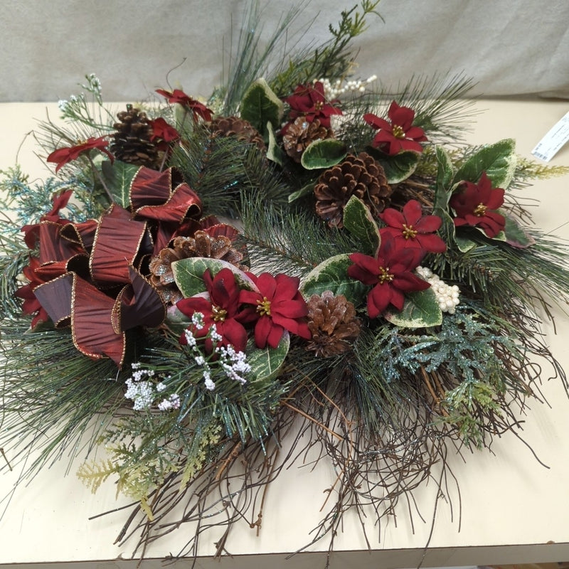 ORNATE RED/GREEN WREATH