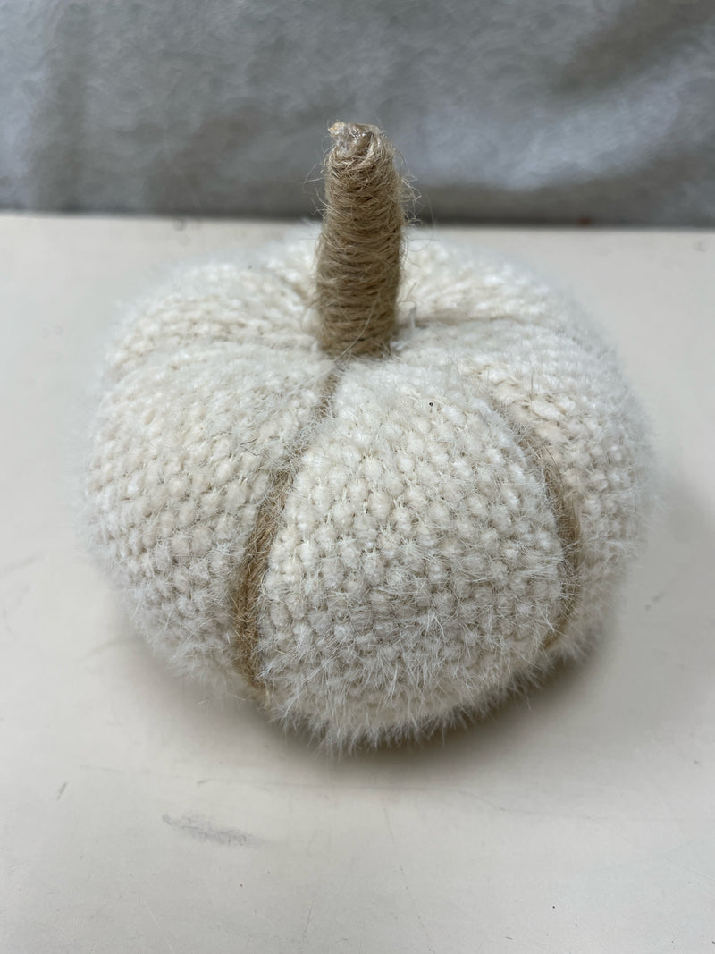 CREAM CLOTH PUMPKIN