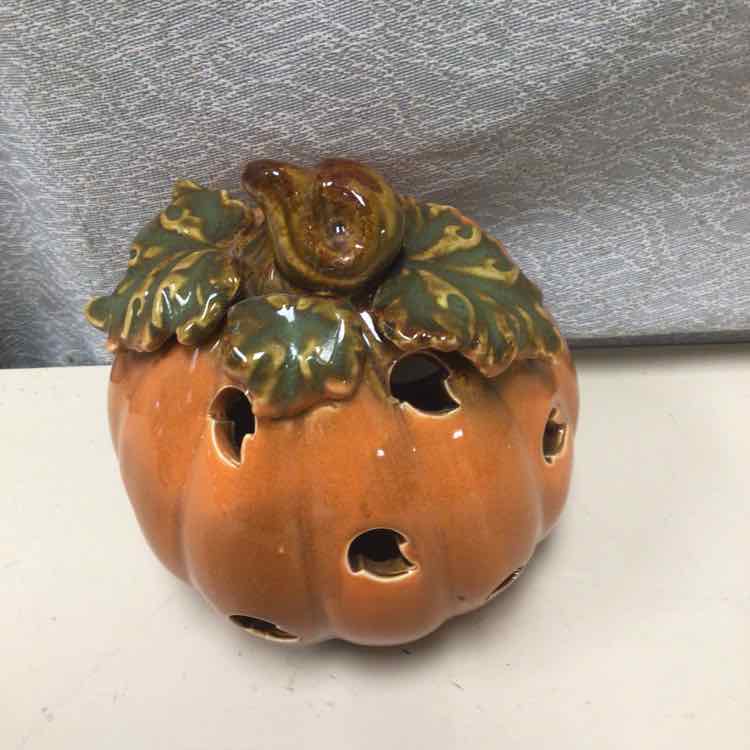 ORANGE PUMPKIN TEALIGHT
