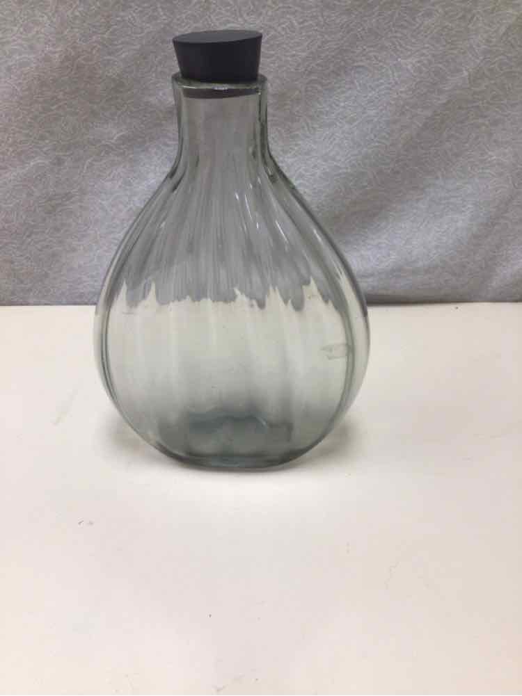 WIDE GLASS VASE W/LID
